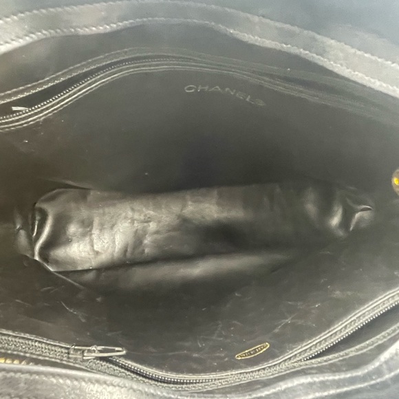 Chanel vintage lambskin tote - Picture 13 of 15